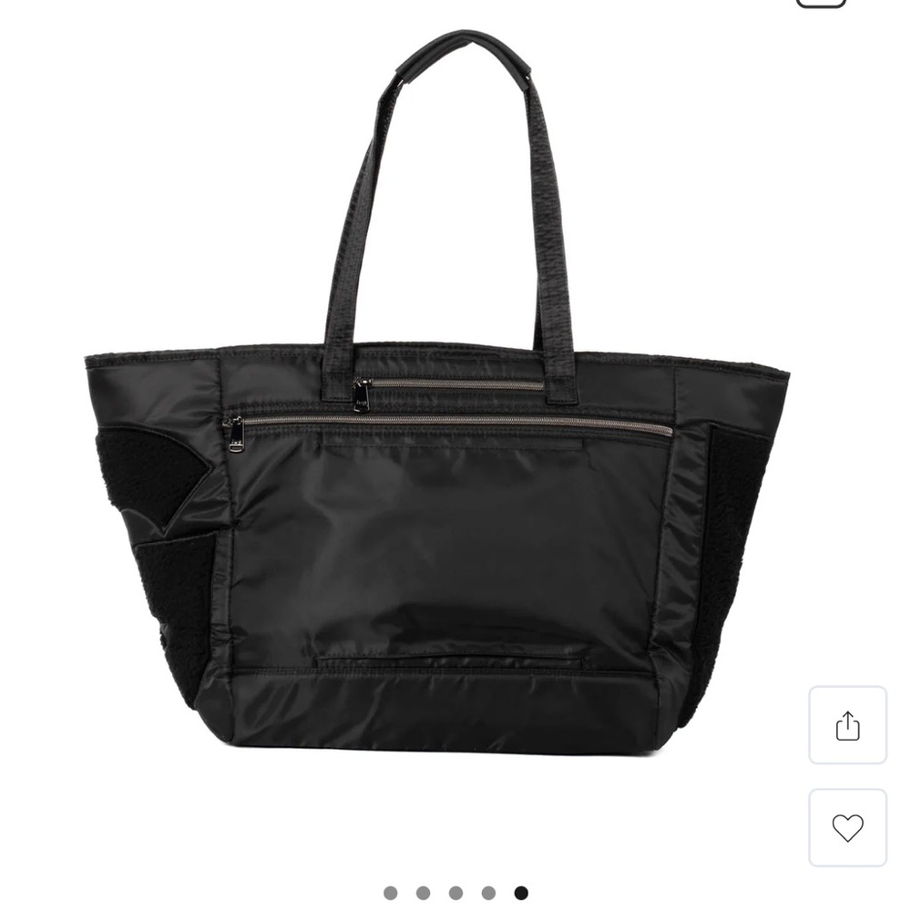 lug Black Quilted Tote Bag - Picture 8 of 8